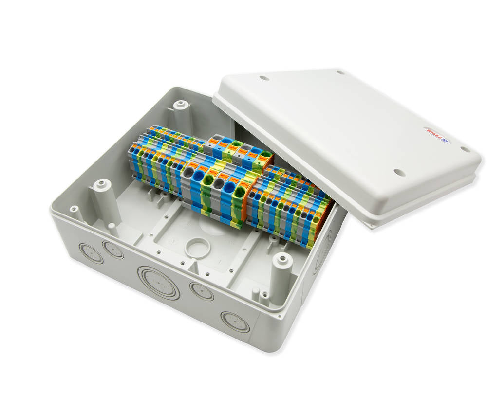 Wiska 10111773 818CUR/P 215 x 200 x 95mm Polycarbonate Consumer Unit Relocation Kit Light Grey IP65