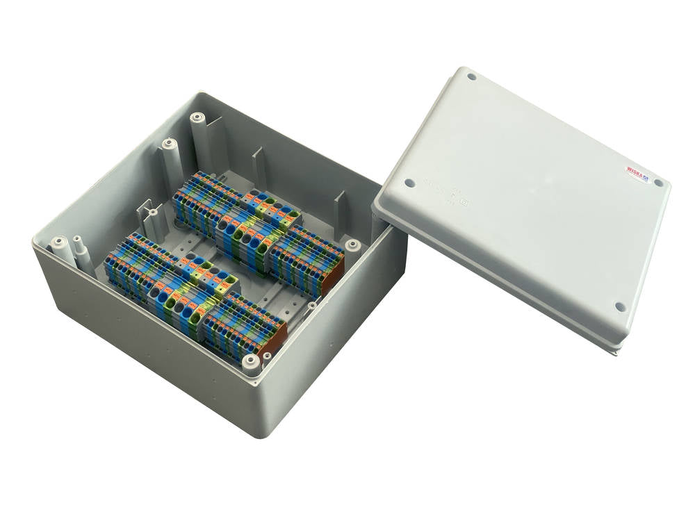 Wiska 10112389 823CUR/P 270 x 250 x 160mm Polycarbonate Consumer Unit Relocation Kit  Light Grey IP6