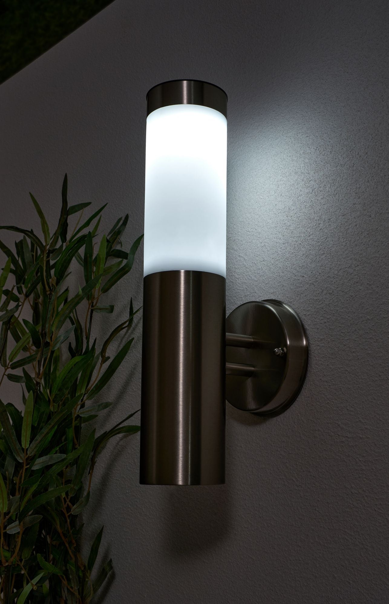 Forum ZN-42043 Creswell 0.6W LED Solar Spike Light 6000K IP44 Black