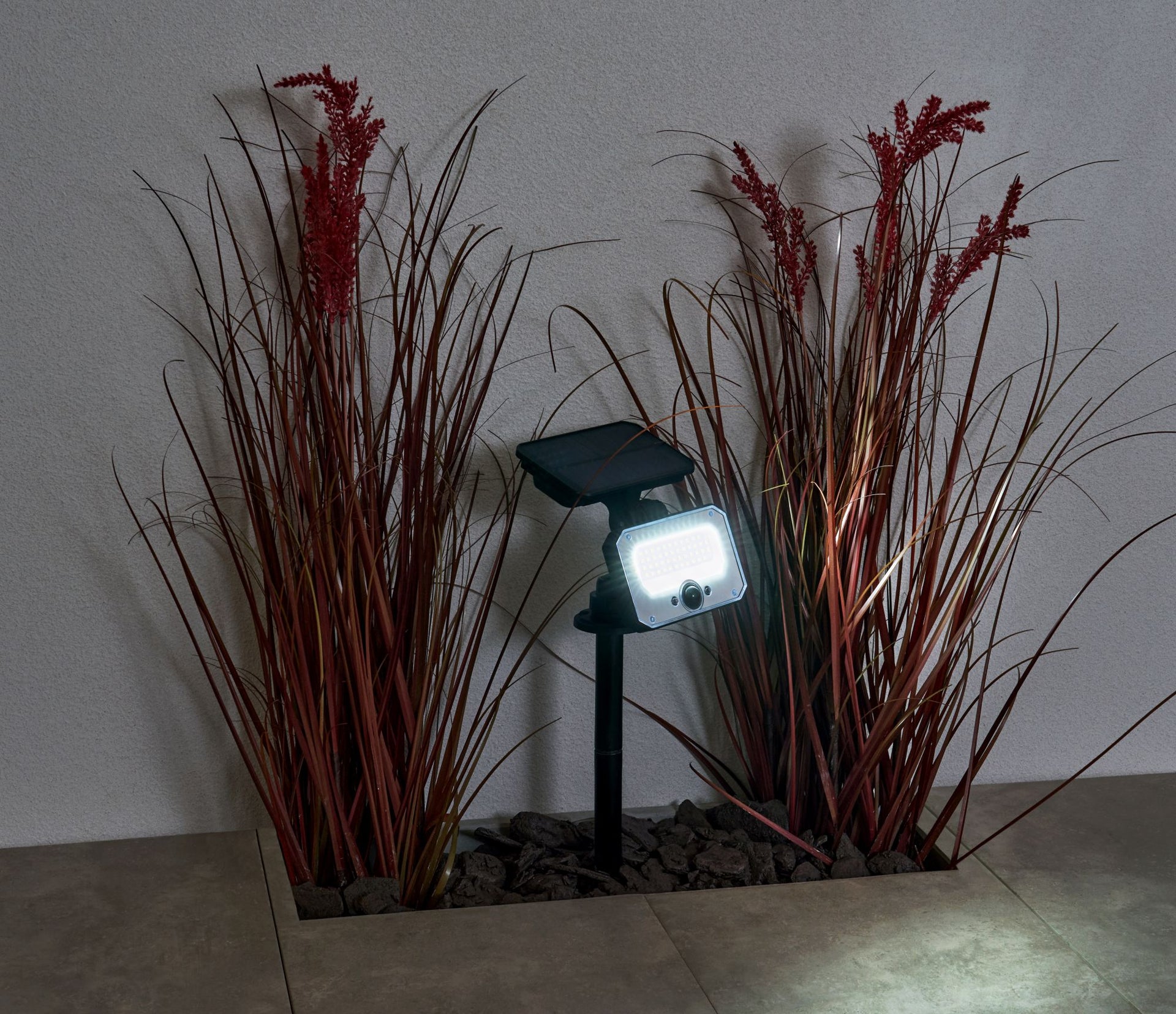 Forum ZN-42057 Bradley 3W LED Solar Floodlight with Ground Spike 6500K IP54 Black