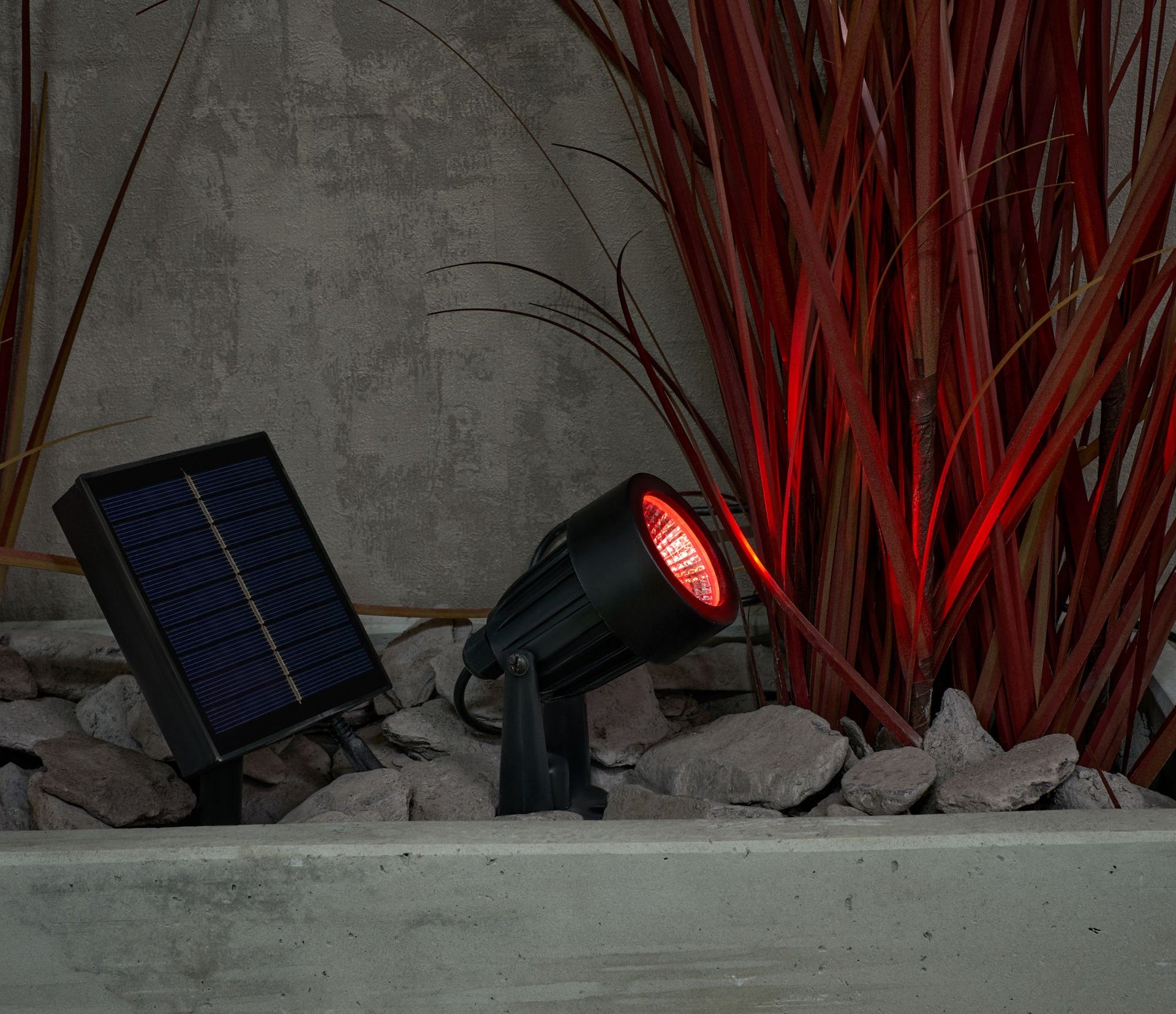 Forum ZN-42058 Maltby 4 x 2W LED Solar Dual Mount Spike Light Kit RGB + 4000K IP65 Black