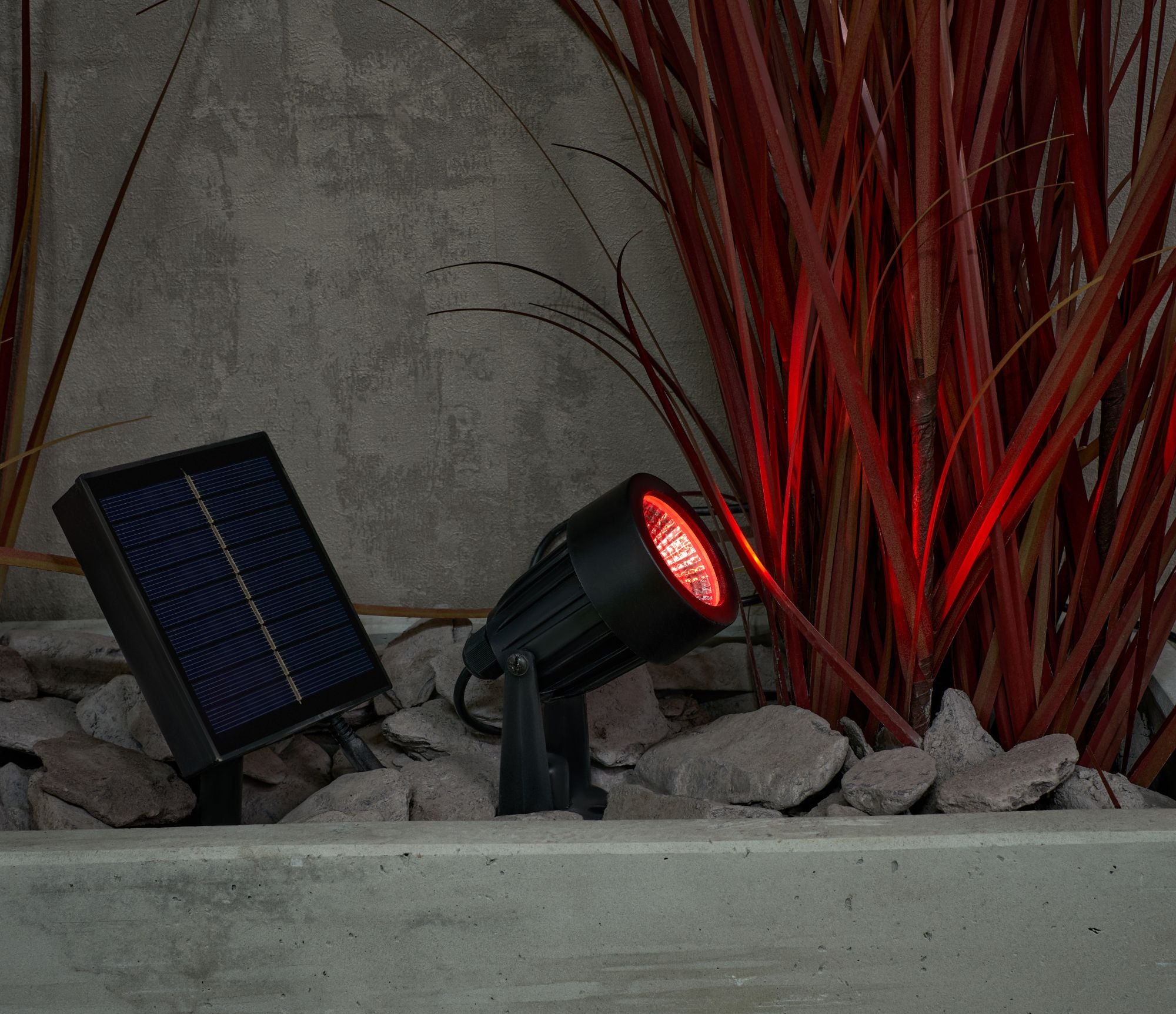 Forum ZN-42058 Maltby 4 x 2W LED Solar Dual Mount Spike Light Kit RGB + 4000K IP65 Black