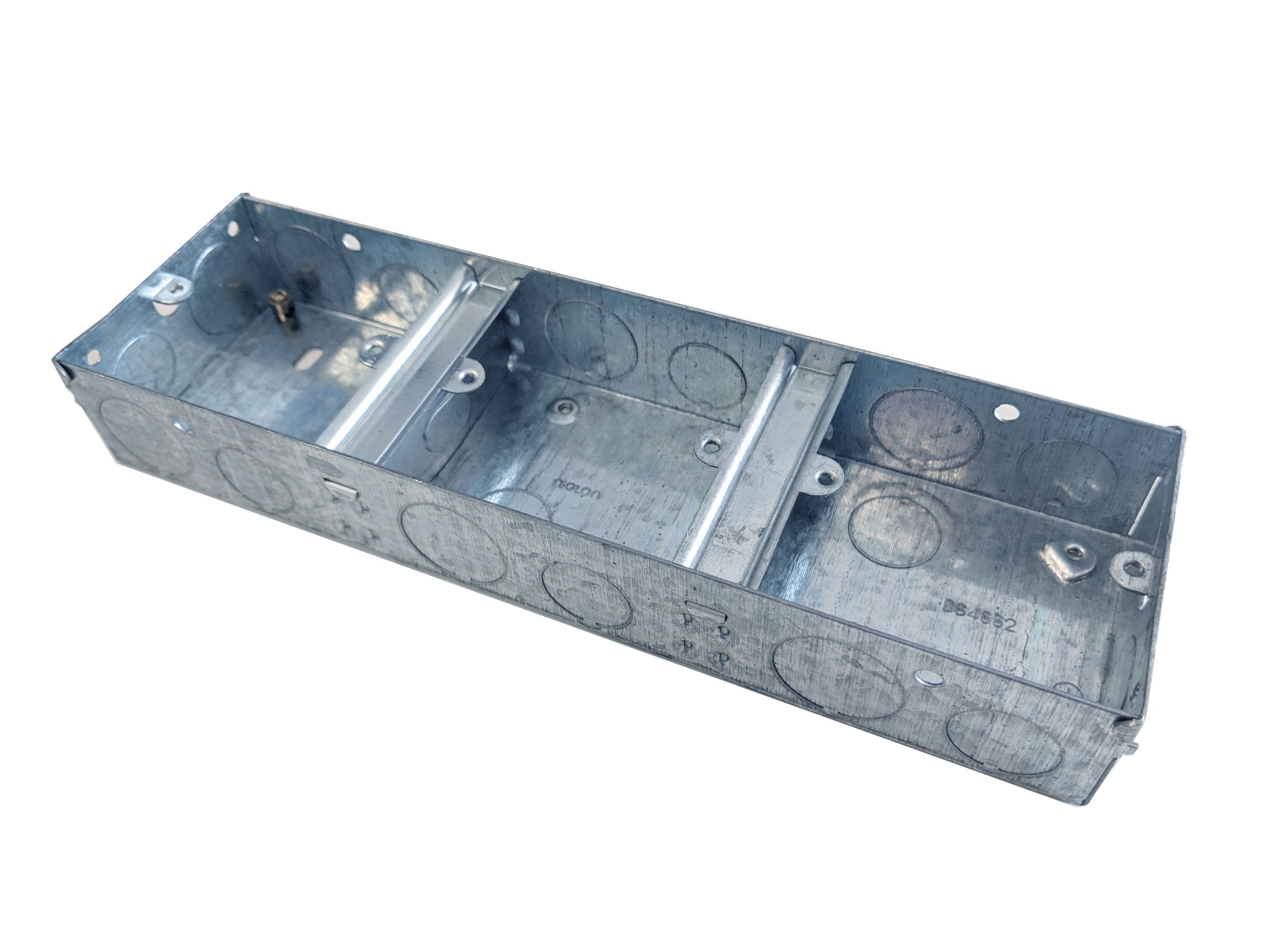 Niglon DES2/3 3 x 1 Gang 35mm Metal Box