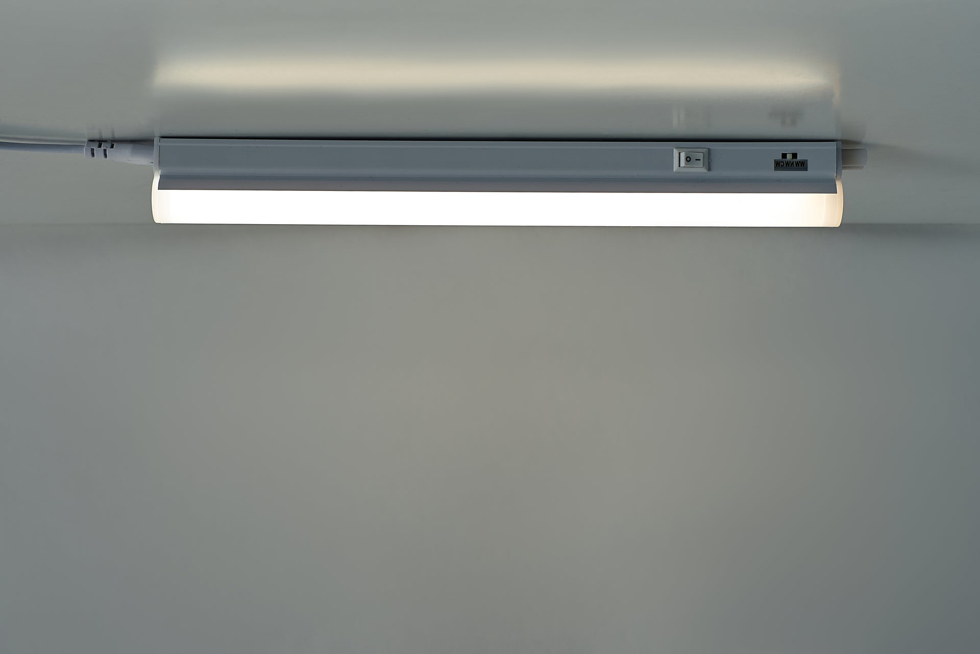 Forum ELA-41713 Bodhi 9W CCT LED 611mm Under Cabinet Light