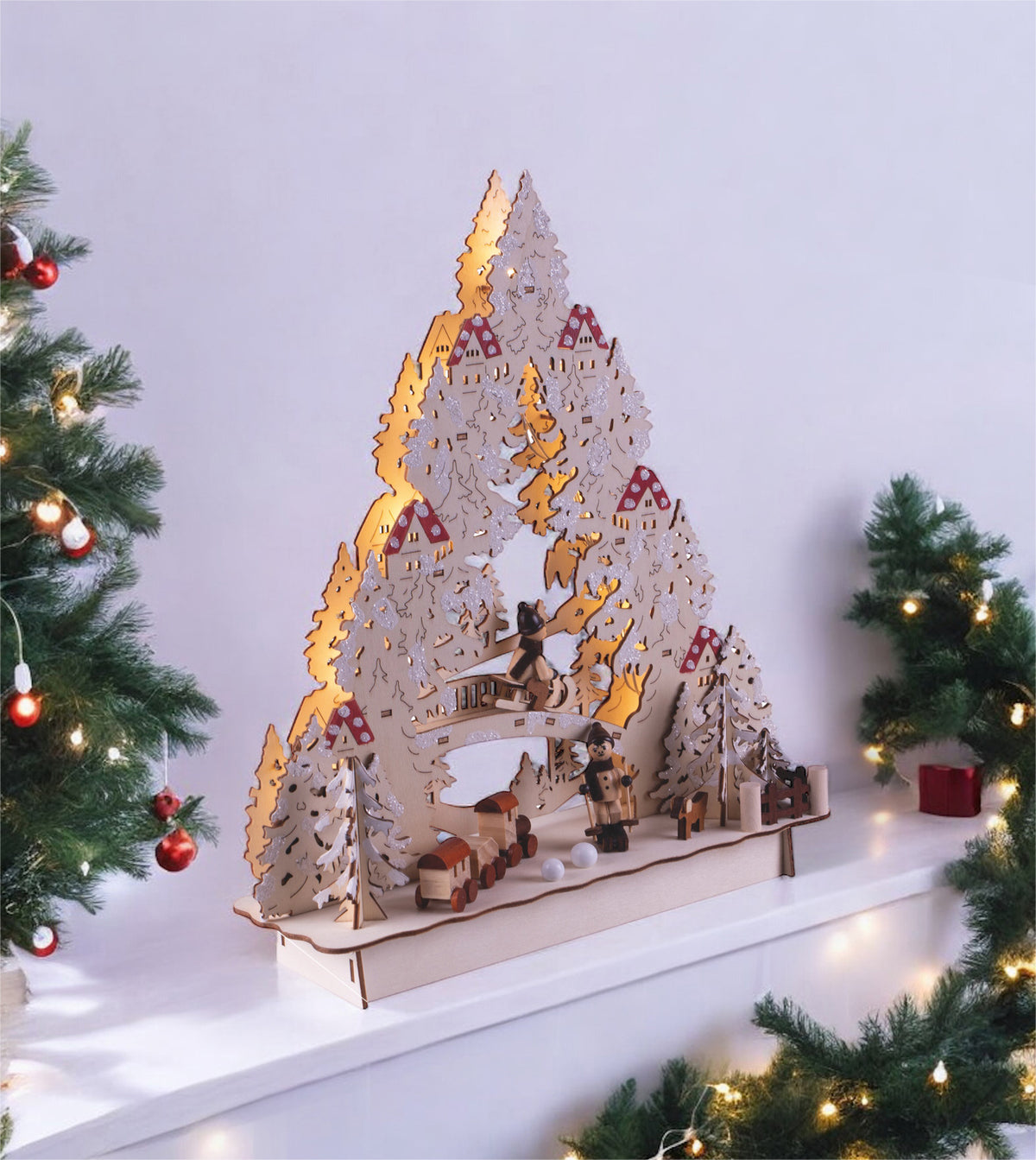 St Helens Home and Garden GH9034 33cm LED Wooden Festive Scene (Battery Operated)