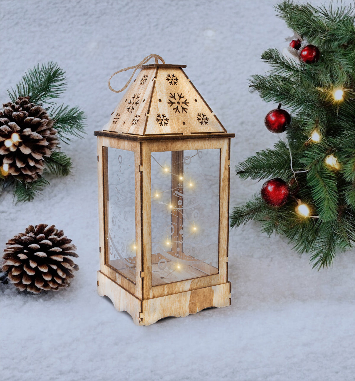 St Helens Home and Garden GH972 27cm LED Wooden Pre-Lit Christmas Lantern (Battery Operated)