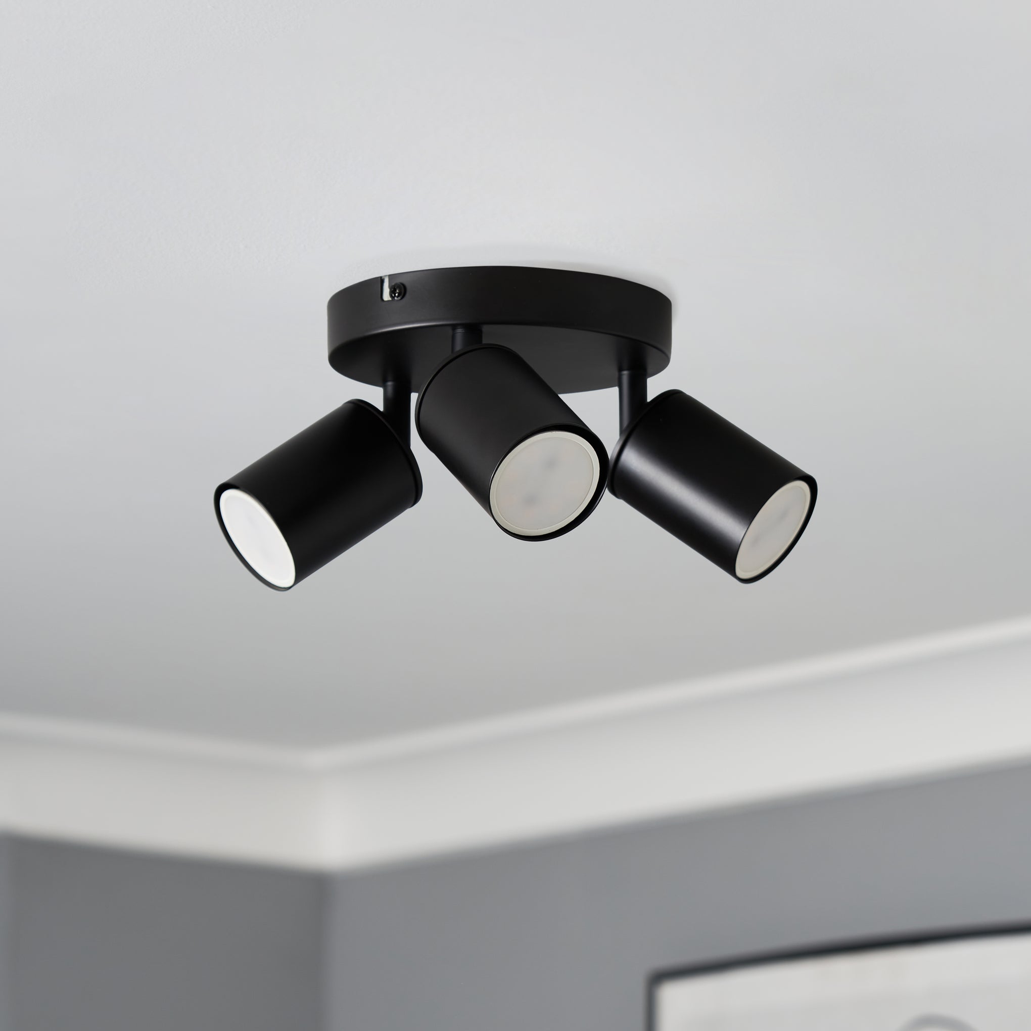 Forum INL-44525-BLK Joshua 3 x GU10 Contemporary Plate Spotlight IP44 Black