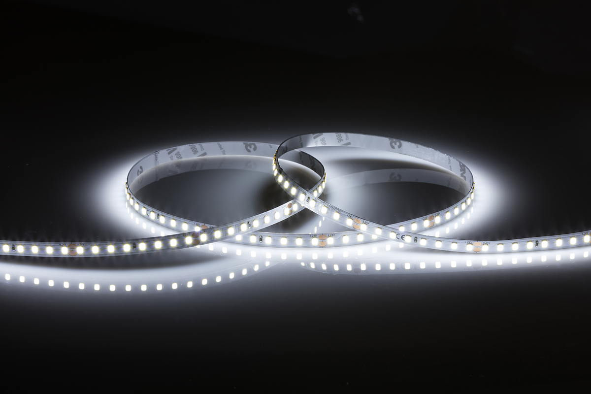 Knightsbridge LFC24HLDL5M 24V 9.6W High Lumen LED Flex Strip 5m 6000K IP20