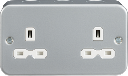Knightsbridge MR9000U 2 Gang 13A Unswitched Socket Metal Clad