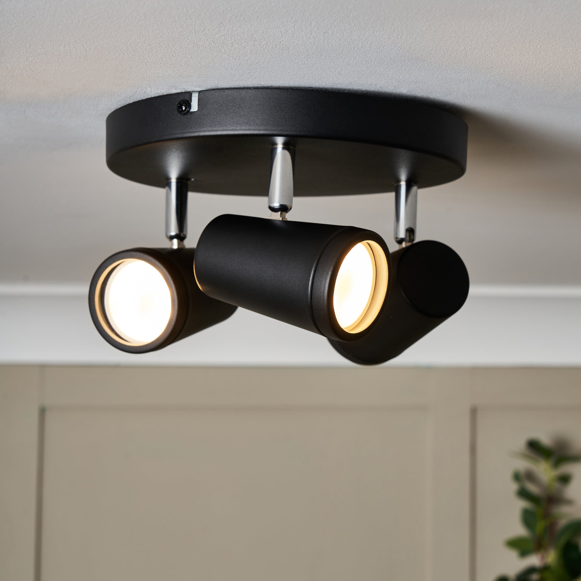 Forum SPA-35080-BLK Freya 3 x GU10 Spotlight Plate IP44 Matt Black