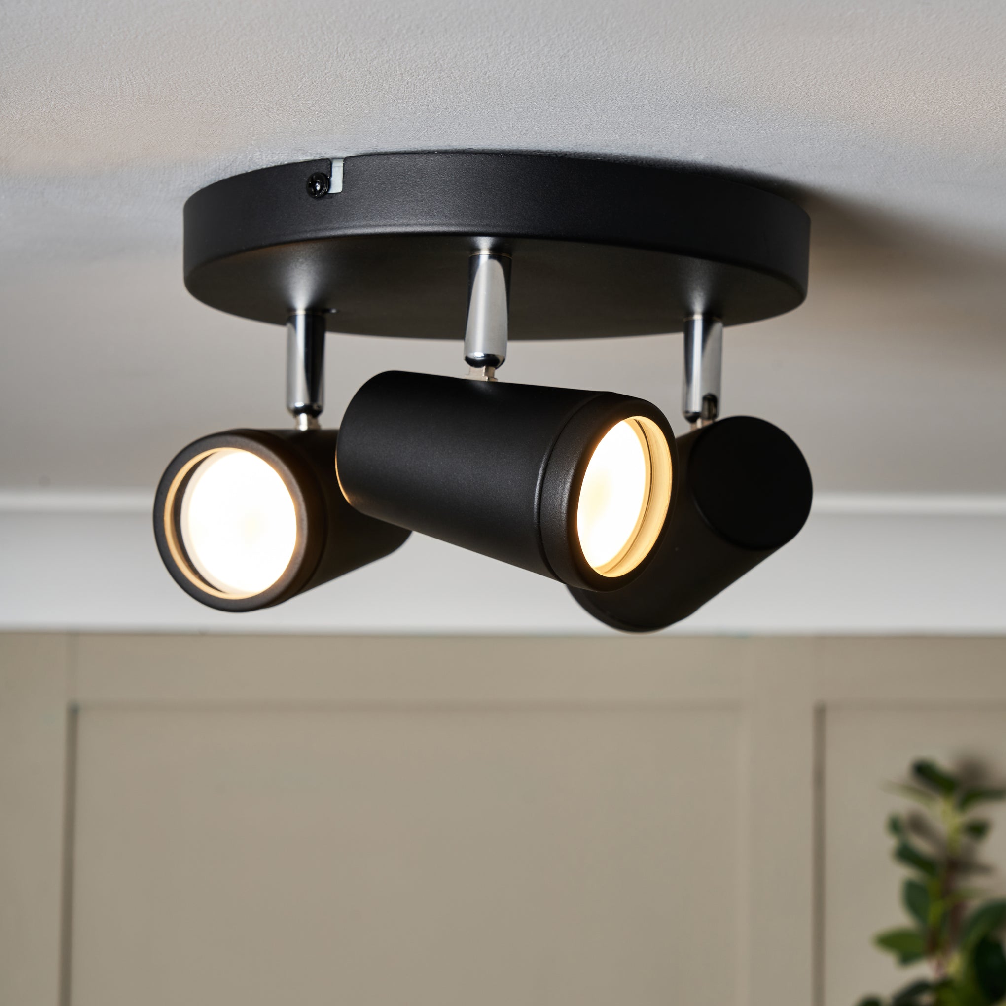 Forum SPA-35080-BLK Freya 3 x GU10 Spotlight Plate IP44 Matt Black