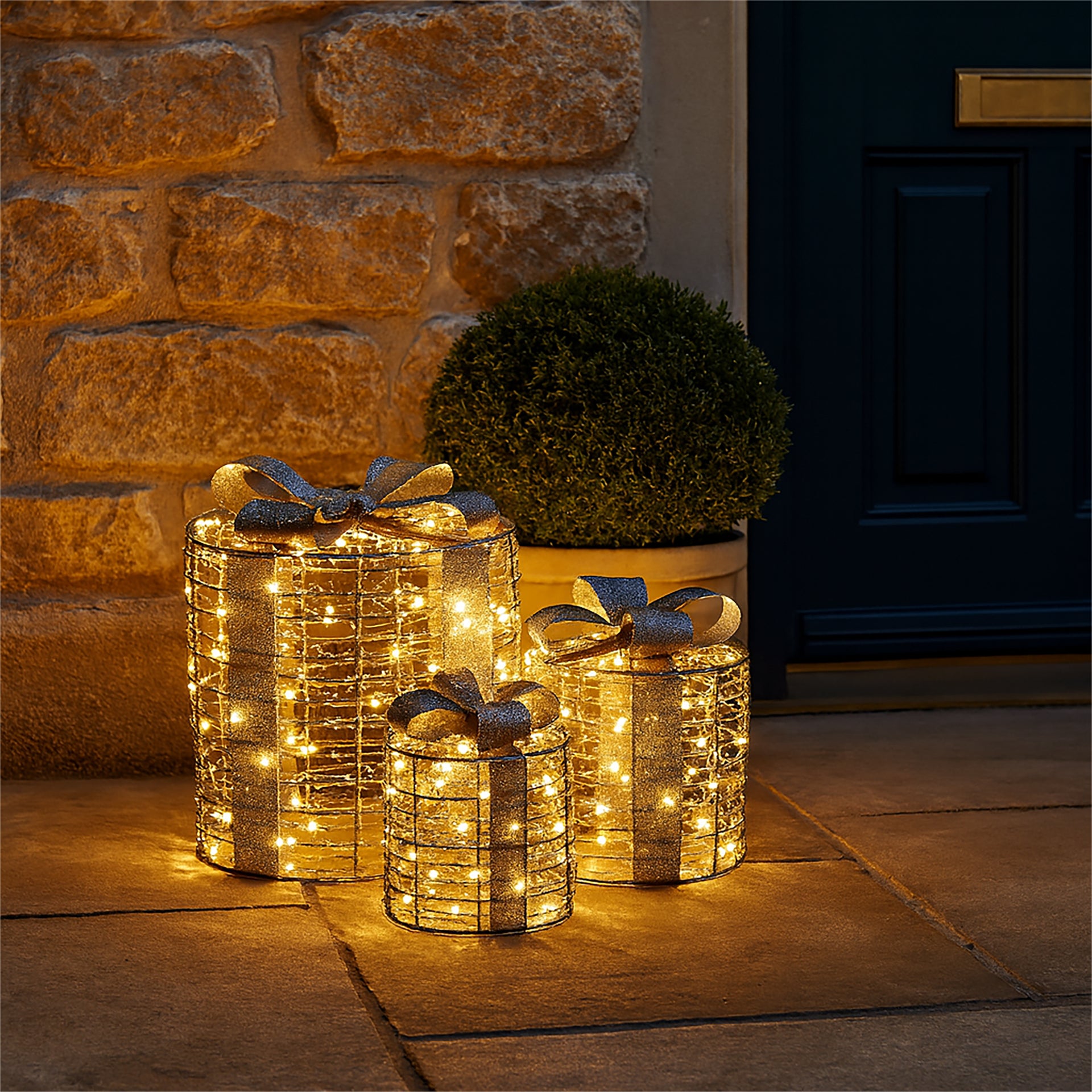 Xmas Haus XH10088 Set of 3 Outdoor Christmas Giftbox Decoration Warmwhite
