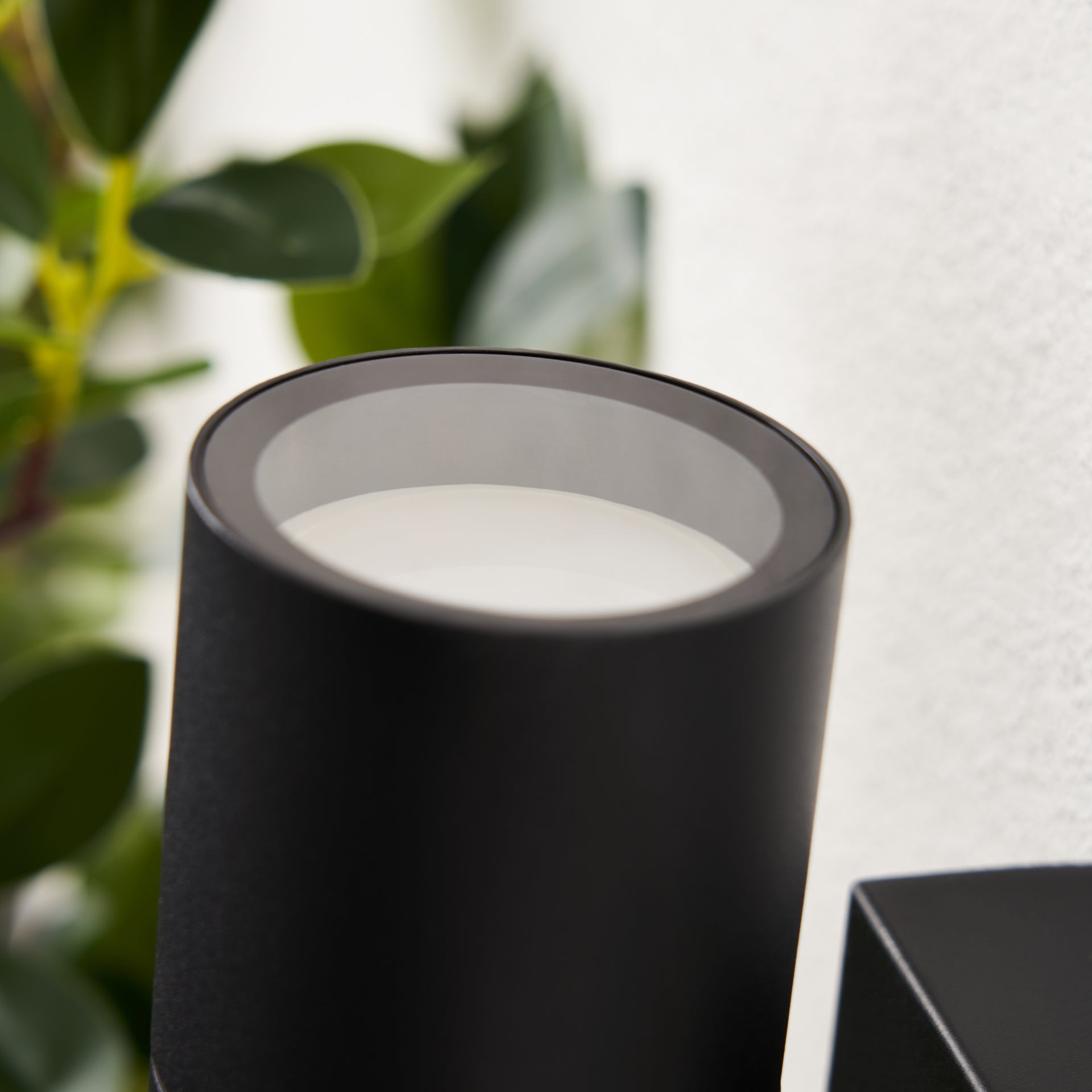 Forum ZN-29179-BLK-65 Leto 2 x GU10 Up / Down Light with PIR IP65 Black