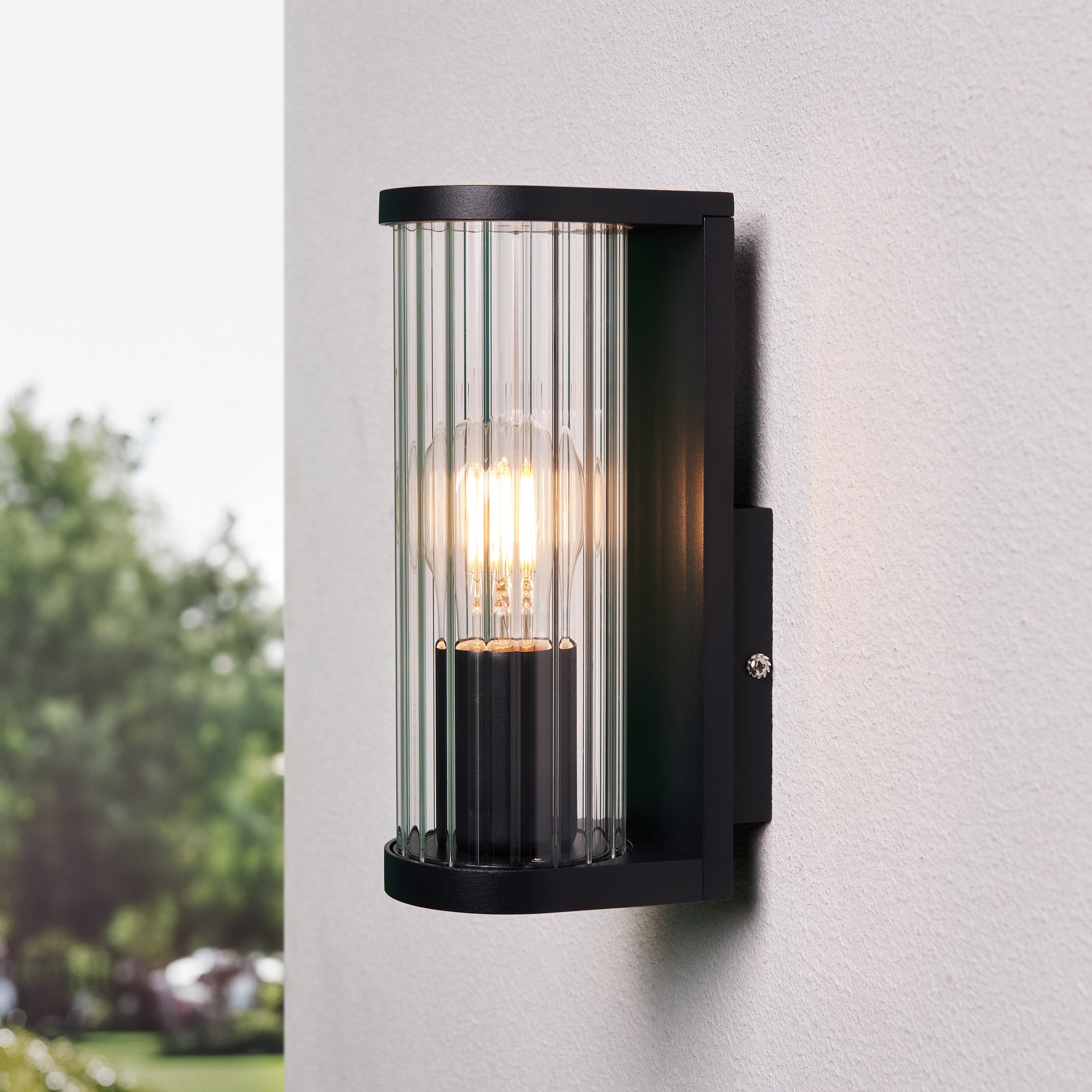 Forum ZN-44411-BLK Akuma E27 Glass Ridged Wall Light IP44 Black