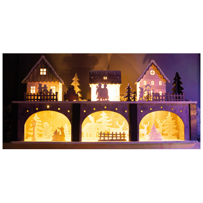 St Helens Home and Garden GH961 44cm LED Wooden Festive Scene (Battery Powered)