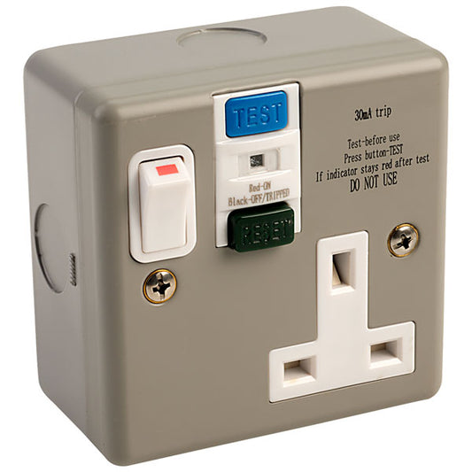 Switchtec MCRCD13A1G SCL 1 Gang 13A RCD Socket Metal Clad